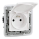 Legrand NILOE Gniazdo pojedyncze bryzgoszczelne z klapką 2P+Z do ramki białe 764537